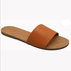 TAN SLIP ON SANDALS